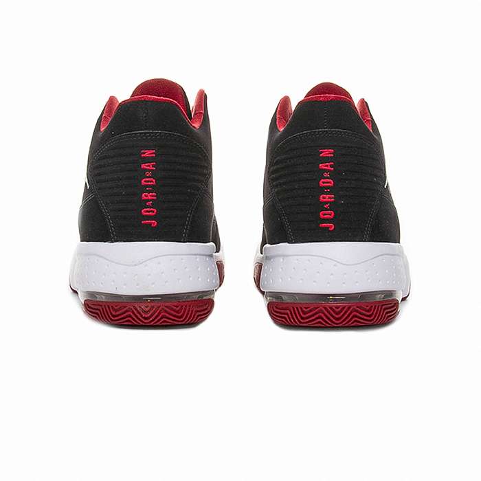 Кроссовки Air Jordan Max Aura 2 CK6636-016