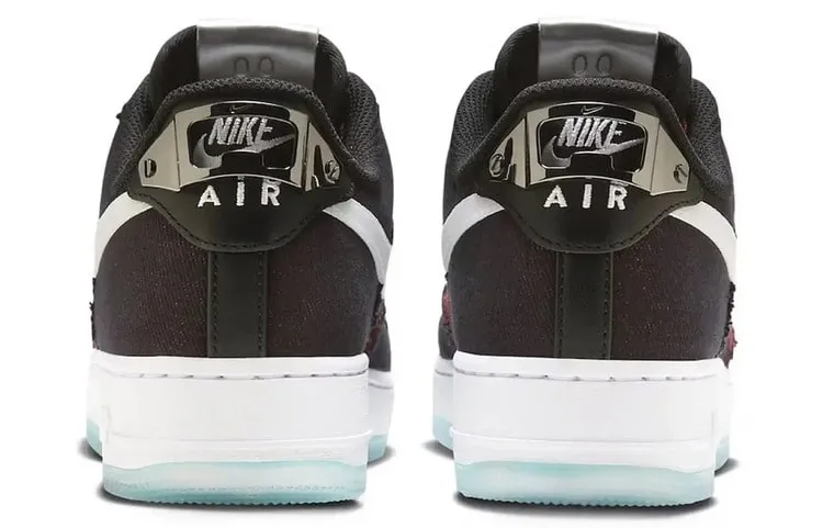 nike-vypustit-krossovki-s-otkryvashkoj-dlya-piva.jpg